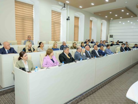 UNEC-in universitetdaxili III qrant müsabiqəsində 6 layihə qalib olub