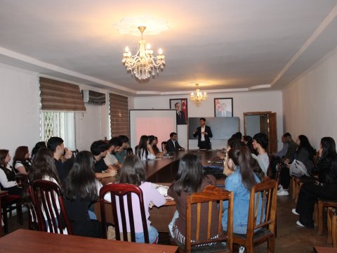 MDU-da startapçı tələbələrlə görüş keçirilib