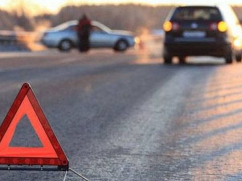 Lənkəranda yol qəzasında 2 azyaşlı, 2 tələbə xəsarət alıb