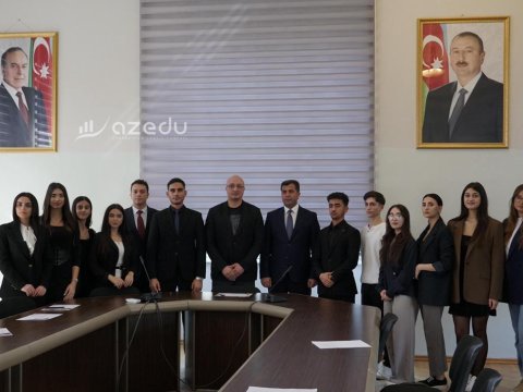 DİA-nın “Brend tələbə”ləri mükafatlandırıldı- FOTO