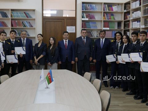 Dəniz Akademiyasının “Brend tələbə”ləri mükafatlandırıldı- FOTO