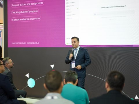 “Rəqəmsal məktəb” layihəsinin beynəlxalq sərgidə təqdimatı olub