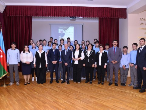 “Bu məktəb məni uşaqlığıma geri qaytardı”- professor Cahangir Məmmədli