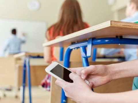 Bu ölkədə ibtidai sinif şagirdləri üçün yeni QAYDA