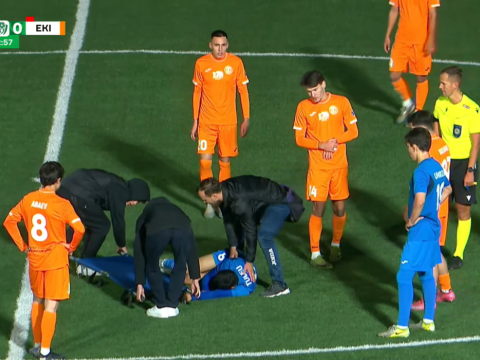 19 yaşlı futbolçu oyun zamanı öldü- FOTO