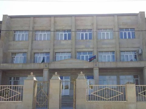 Bakı məktəbində yanğın olub? - AÇIQLAMA