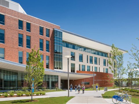 Massachusetts Universitetindən xarici tələbələrə dəstək verəcək