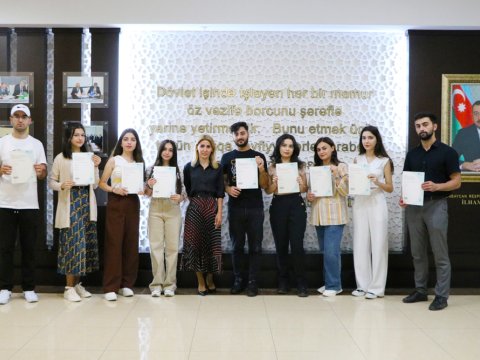 Azərbaycan Universitetinin 90 tələbəsi PTE sertifikatını əldə edib