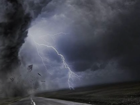 Alimlər fırtına və qasırğaların güclənməsinin səbəbini izah ediblər