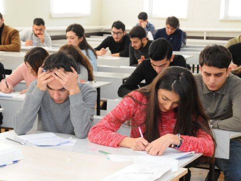 Bu ölkədə ali məktəblərə qəbul balı artırır