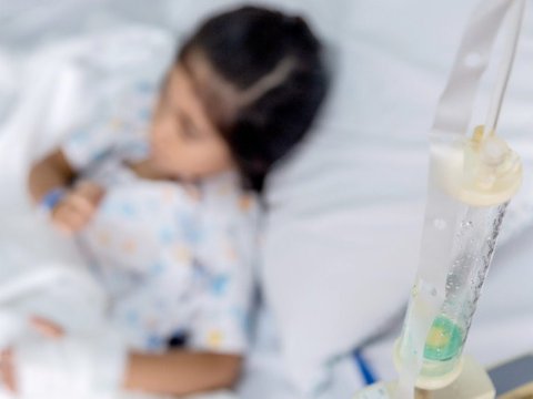 Qırğızıstanda məktəbdə 58 nəfər şaurmadan zəhərlənib