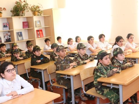 Vətən sevgisini öyrətməkdə müəllimin rolu nə qədər önəmlidir?