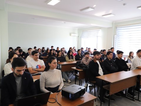 LDU-da “Uşaq Hüquqları Aylığı” çərçivəsində tədbir keçirilib