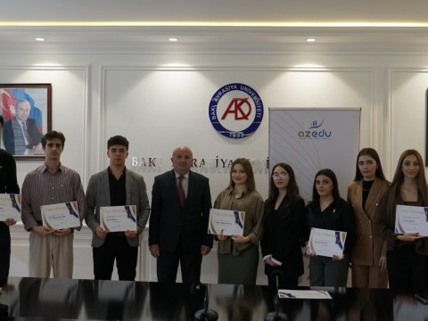 Bakı Avrasiya Universitetinin&ldquo;Brend tələbə&rdquo;ləri mükafatlandırılıb - FOTO&nbsp;