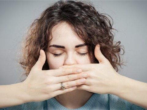 Alimlər: İnsan qanı gün ərzində qoxu alma qabiliyyətini dəyişir