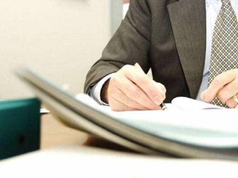 Direktorlar həqiqətən tam iş günü məktəbdə qalırmı?