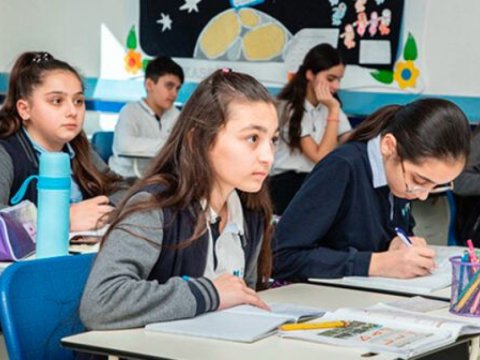 Şagird sıxlığı az olan məktəblərin sayı açıqlanıb