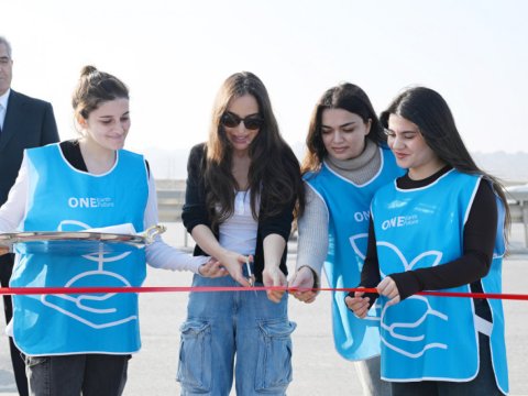 Leyla Əliyeva Qaradağda yeni parkın açılışında iştirak edib