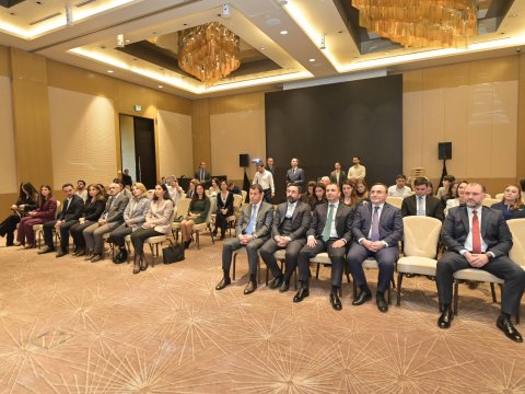 Məktəblilər üçün yenilik: Xarici dilini rahat öyrənəcəklər