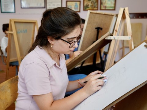 Şimal-qərb bölgəsində musiqi və təsviri incəsənət müəllimlərin SAYI