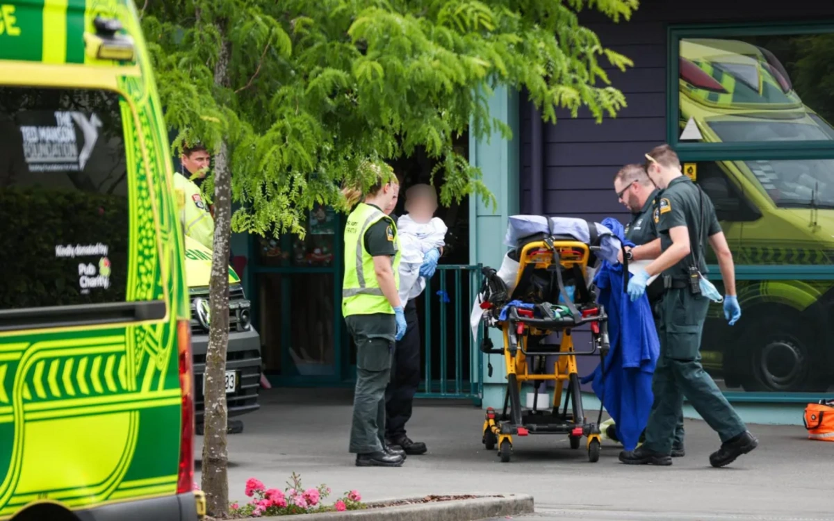 Yeni Zelandiyada uşaqlar bağçada kimyəvi yanıqlar alıblar