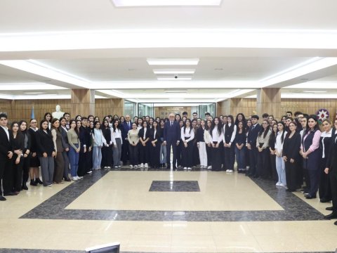 Nazir müavini Firudin Qurbanov BSU-nun tələbələri ilə görüş keçirib