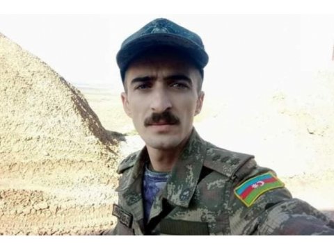 Hay ver bizə, cənab leytenant&hellip;