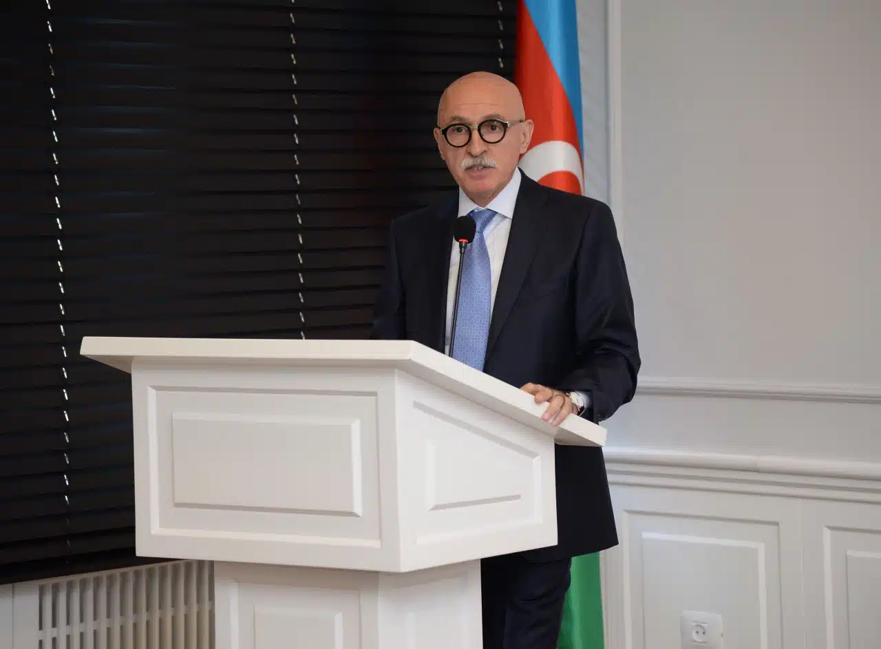 Şəhid müəllim və şagirdlərin xatirəsi yaşadılmalıdır -&nbsp;Nazir müavini