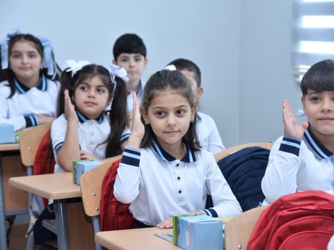 47 mindən çox şagirdin elektron sistemlə yerdəyişməsi aparılıb