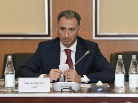 Rəqəmsal mühit uşaqlar üçün müəyyən təhlükə yaradır&nbsp;