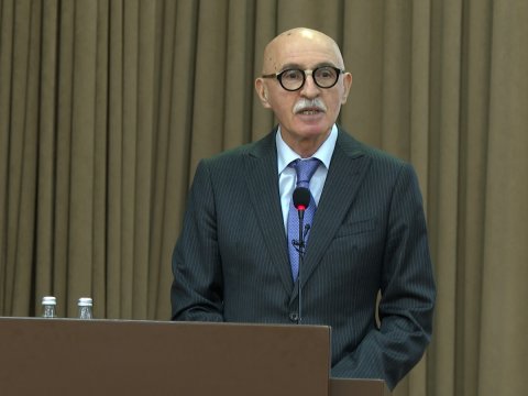 Təhsil sistemində dini təbliğatın aparılması düzgün deyil