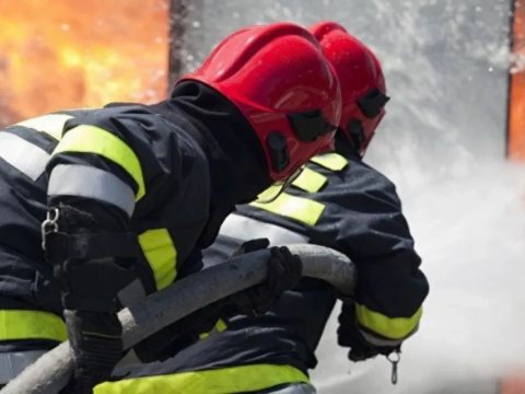 Orta məktəb binasında yanğın olub