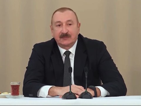 İlham Əliyev Qarabağ Universitetindən danışarkən duyğulandı