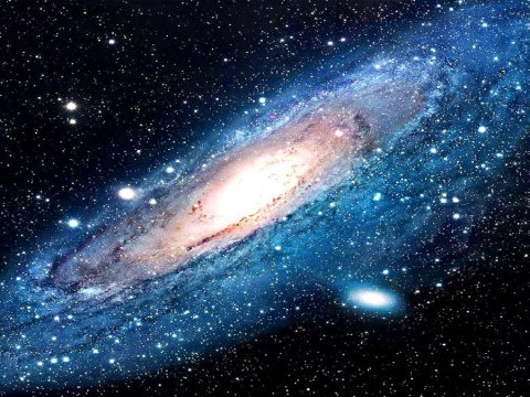 Tarixi hadisə:&nbsp;üç qalaktika&nbsp;birləşdi