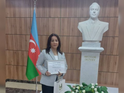 &ldquo;İlin gənc müəllimi&rdquo; onu uğura aparan yol və gələcək hədəflərindən DANIŞDI