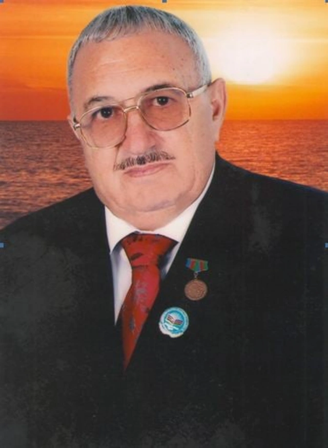 Azərbaycanda professor vəfat edib - FOTO