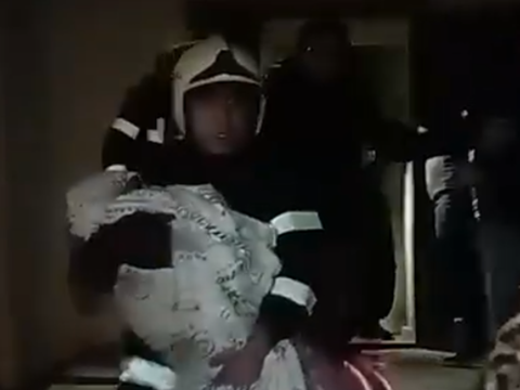 Masazırda yaşayış binasında yanğın -&nbsp;Sakinlər təxliyə olundu