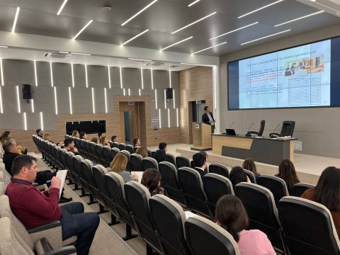 Zal nəzarətçiləri üçün təlimlər keçirilir