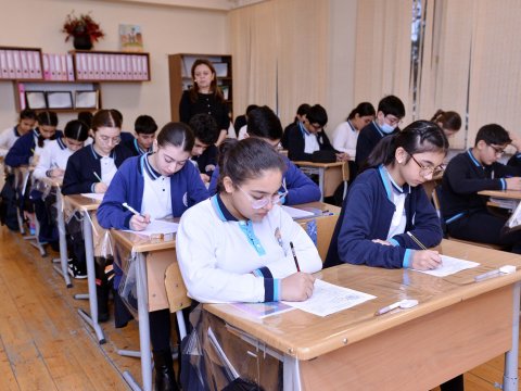 Bakı məktəblərində böyük summativ qiymətləndirmələr keçirilir