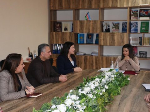 Yeni direktor müavini kollektivə təqdim olunub