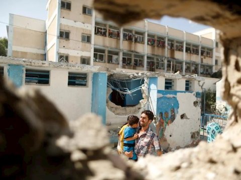 В Газе разрушено более 90% школ