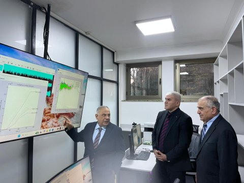 Dünya şöhrətli zəlzələ mühəndisi&nbsp;AzMİU-nu ziyarət edib