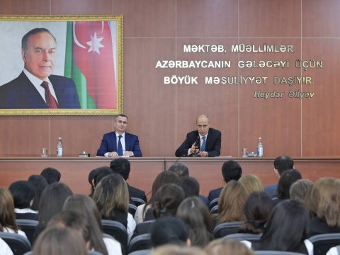 Mərkəzi Aran regionunda tədrisin keyfiyyəti müzakirə edilib