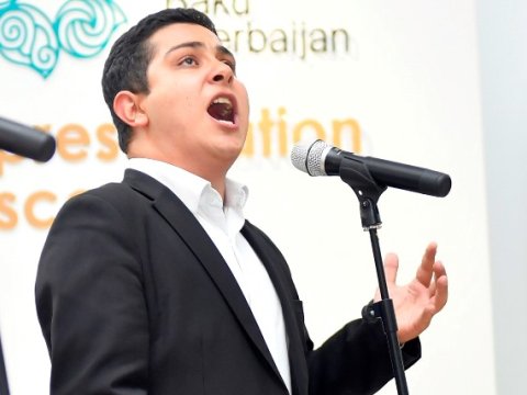 Prezidentin təltif etdiyi gənc&nbsp;əlil ifaçıdır