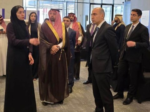 Emin Əmrullayev Elm və Texnologiya Şəhərində olub