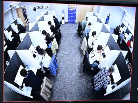 Buraxılış və qəbul imtahanları nə zaman elektronlaşacaq? - DİM