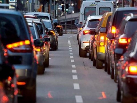 Bakıdakı təhsil müəssisələrinin nəqliyyata təsiri müzakirə edilib