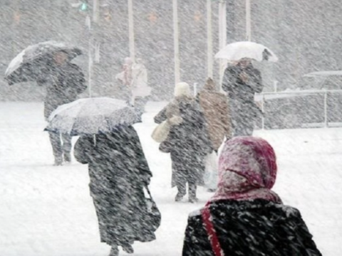 Sabahın havası: yağış, qar, külək...