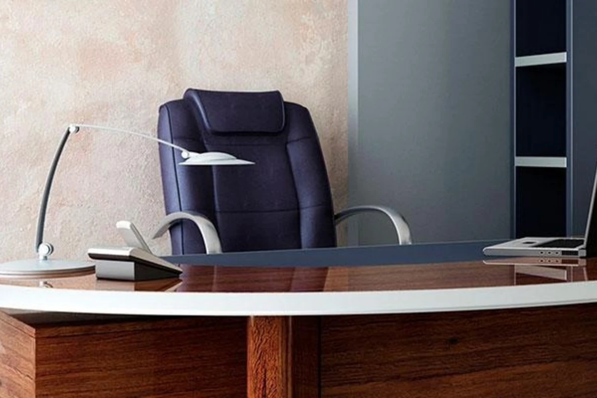 Nazir direktoru işdən çıxardı