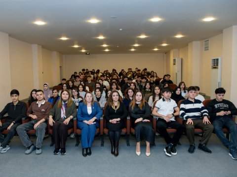 BMU-da Ana dili mövzusuna həsr olunan elmi seminar